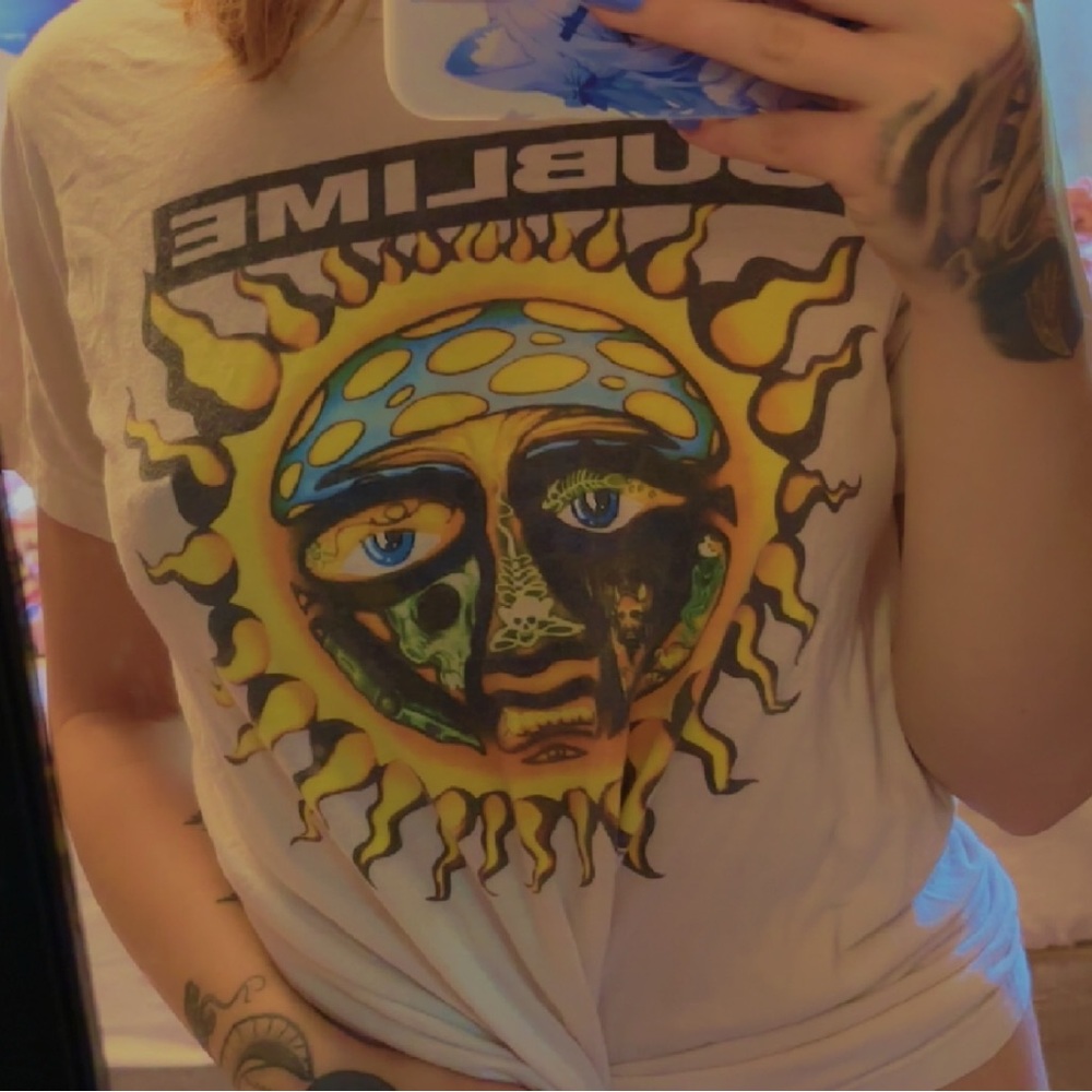🌞Sublime Tshirt🌞SOLD